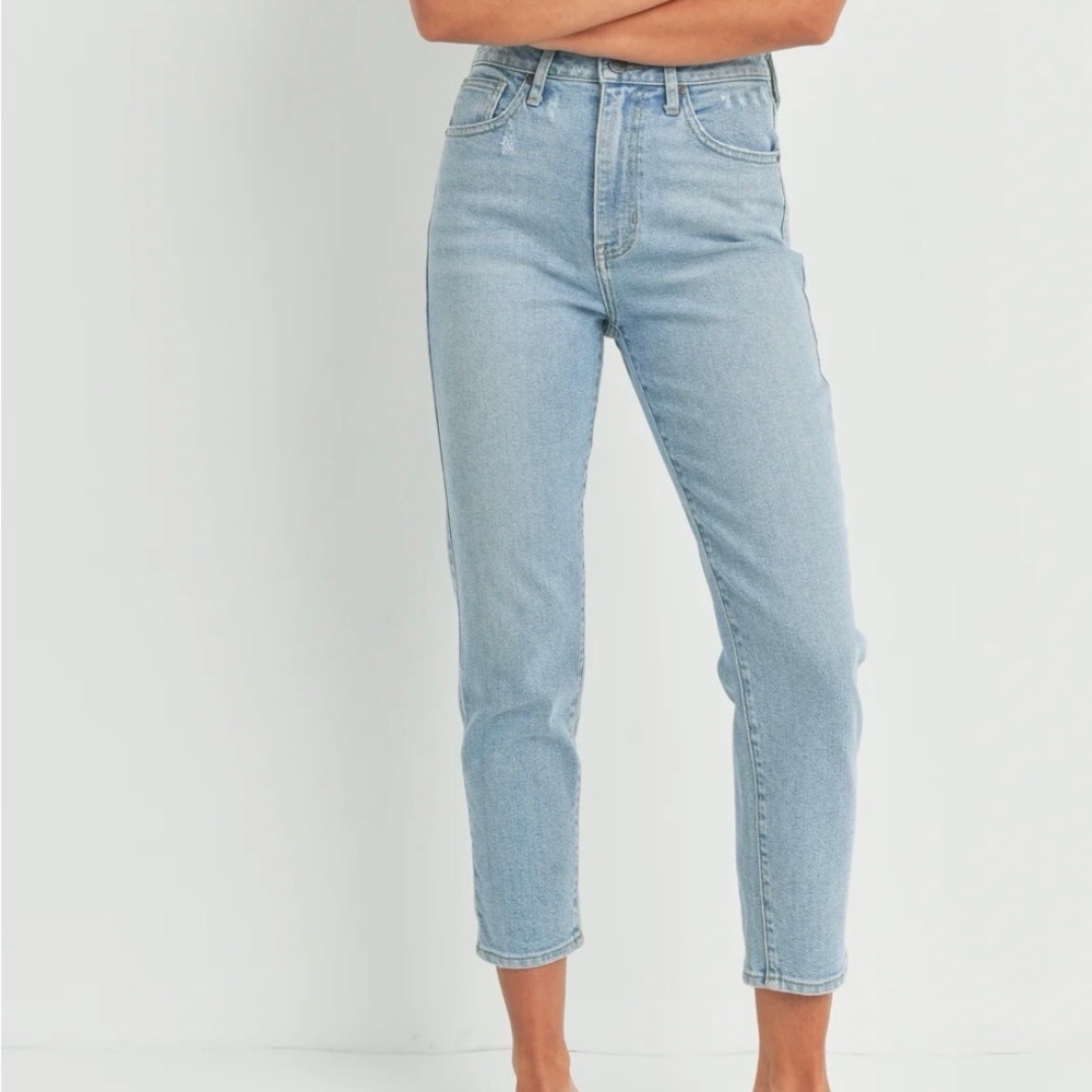 The Perfect Mom Jeans